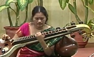 Ai Meenakshi Sankaran (Veena)