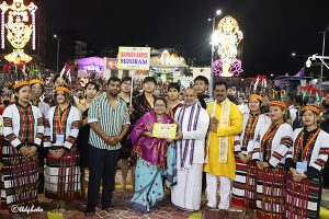 Celebrations Best Cultural Troupes Felicitated _ అశ్వ వాహనసేవలో అలరించిన జాతీయ కళారూపాలు